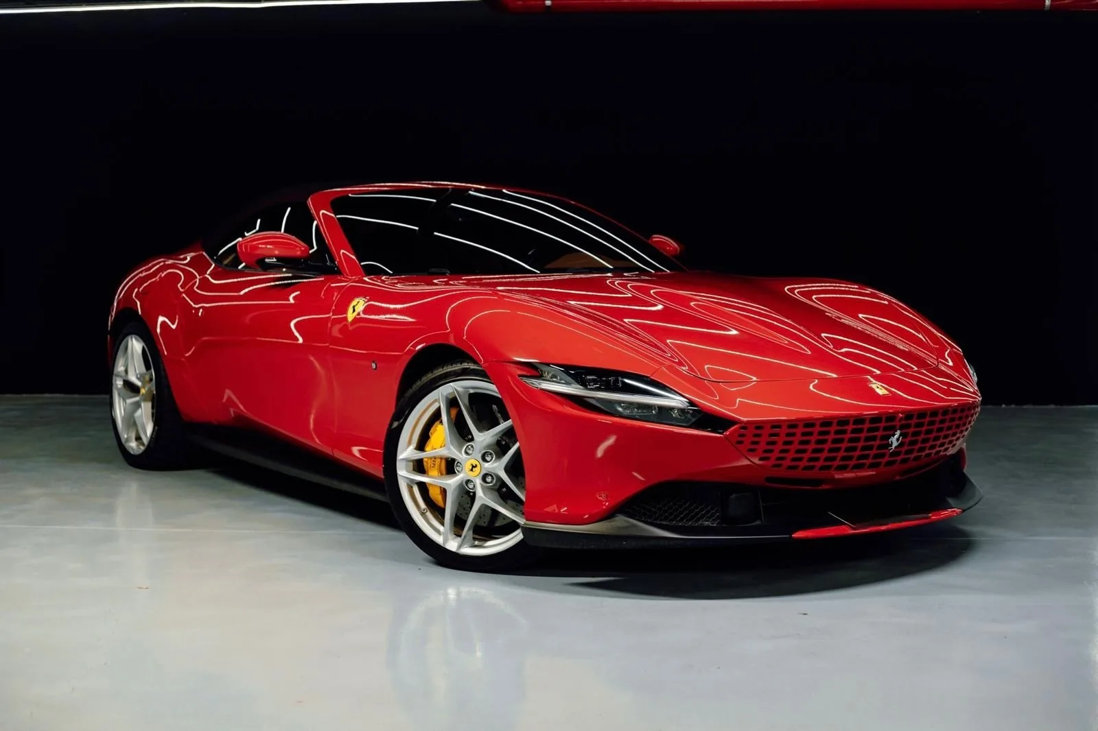 Ferrari Roma Spider